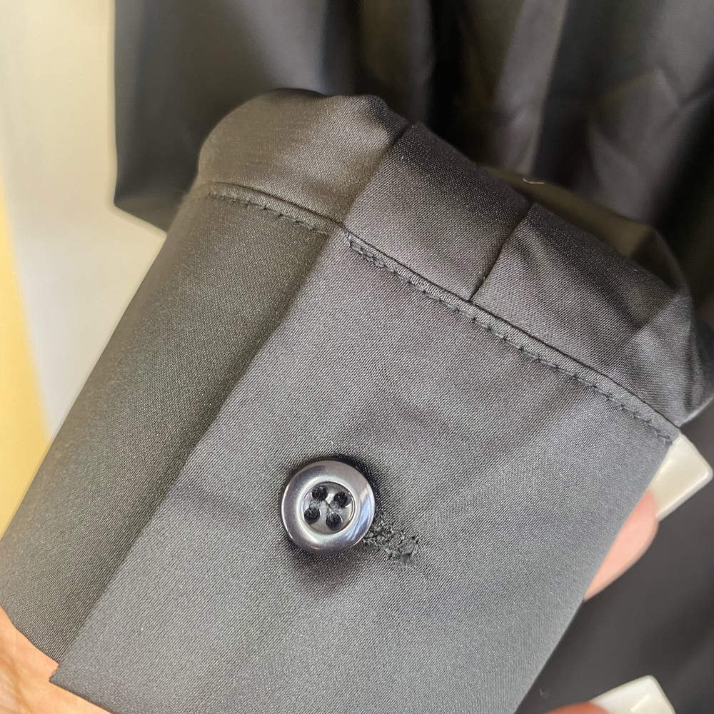 Basic button down shirt - Picture 3 of 5